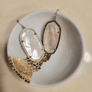Kendra Scott Danielle earrings